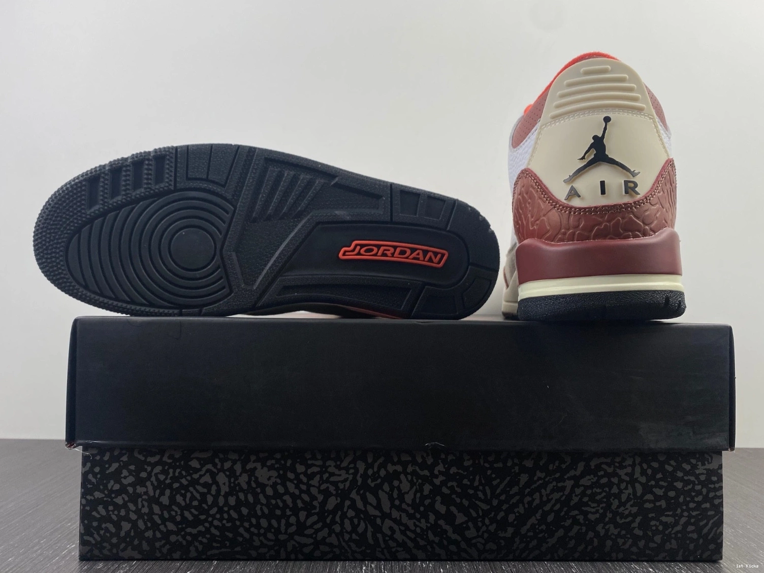 Jordan 3 